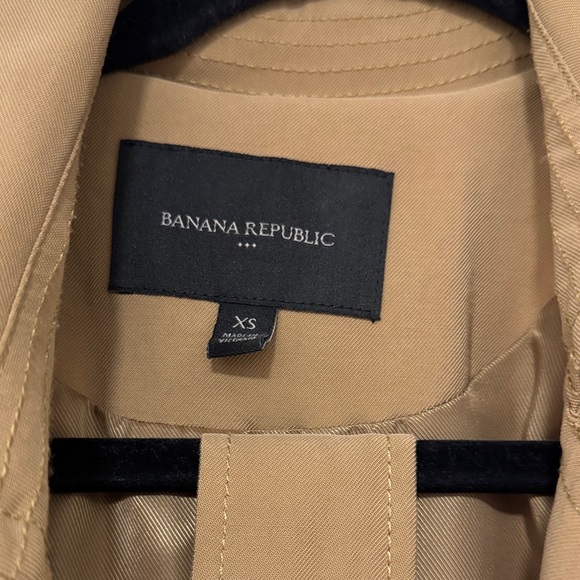 Banana Republic Soft Trench Coat - Picture 2 of 3
